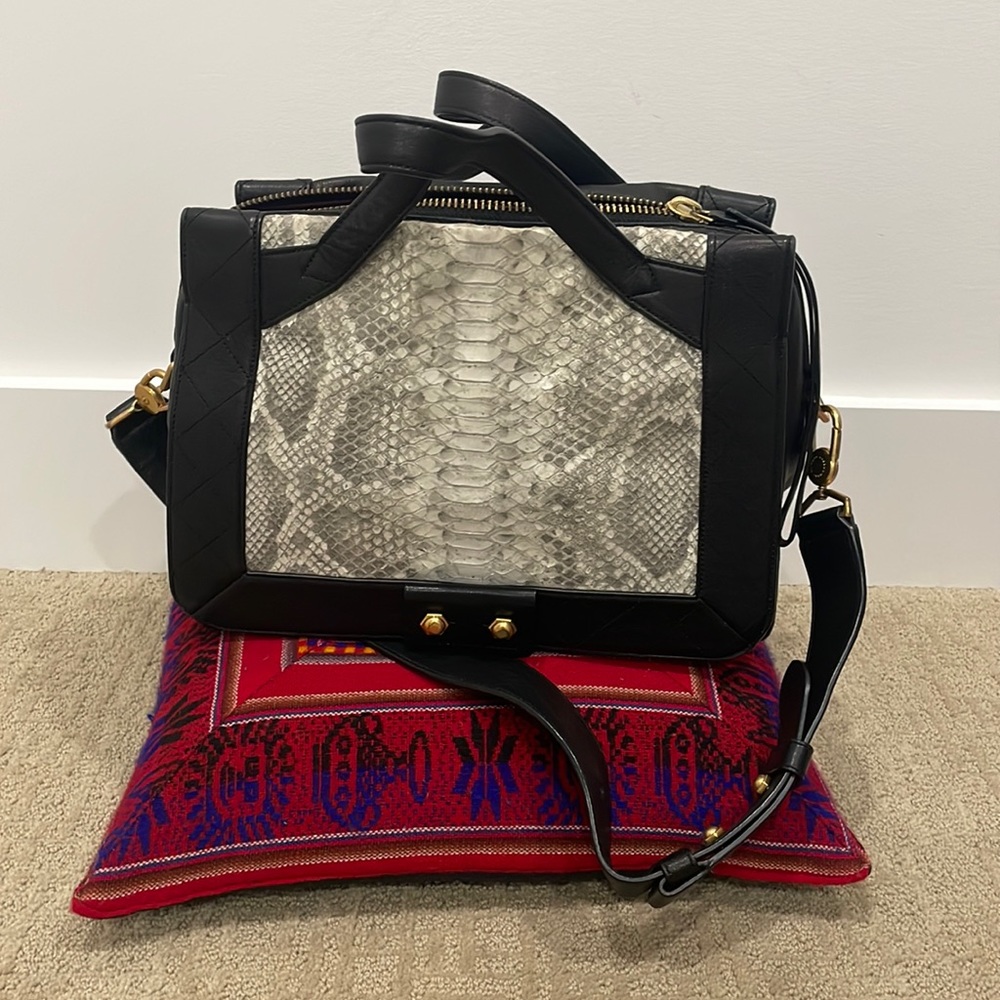 Marc Jacobs shoulder bag